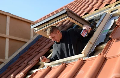 Pose de fenêtres de toit Velux à Gillonnay